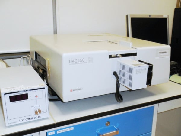 ShimadzuUV2450