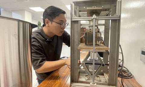 Revital founder Daniel Foo