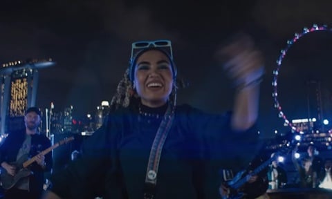 shazza in Coldplay video