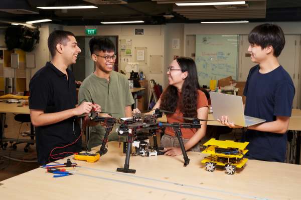 NTU CoE EEE Students engage in their craft