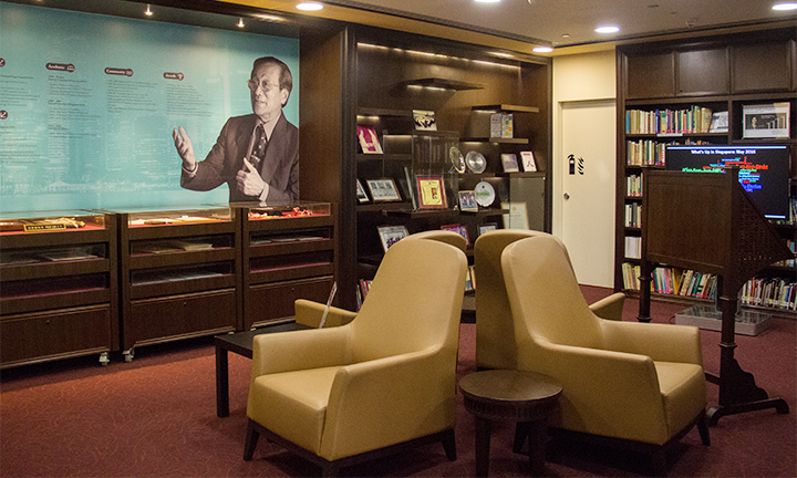 Humanities & Social Sciences Library