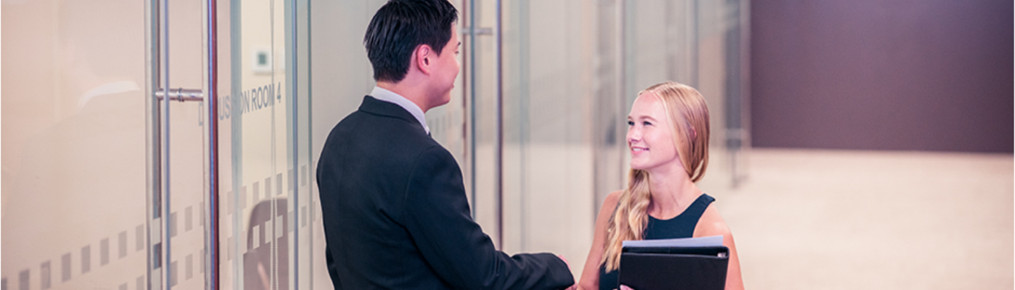 A Nanyang Business School undergraduate meeting a potential recruiter