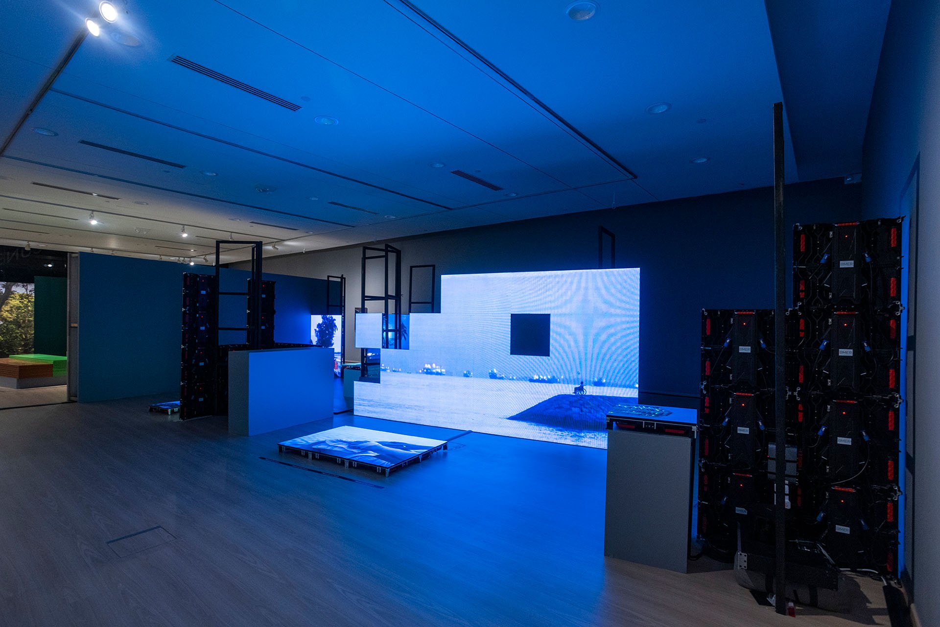 Sarah Choo Jing and Mathias Choo - A Walk in the Park | Construction in Every Corner