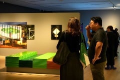 Further Reading: Marvin and visitor in conversation