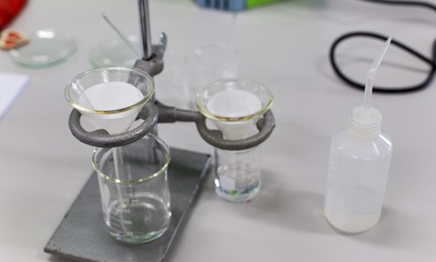 Liquid Separation Method