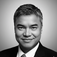 Victor Keong Headshot