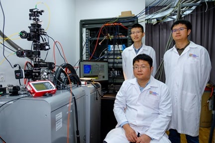 Dr Cai Xiangbin, Prof Gao Weibo and Dr Pan Haiyang from NTU’s School of Electrical and Electronic Engineering