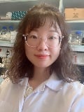 Profile Photo of Lab Member Li Hongxia