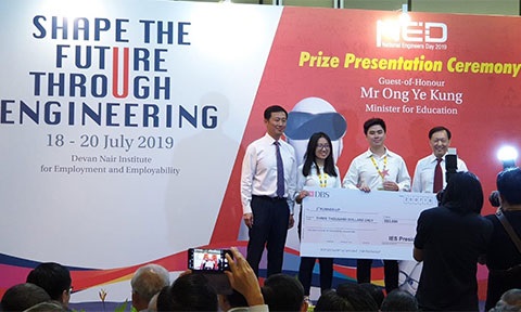 Congratulations to the NTU joint team from SCSE, Foo Ching Yen (CE, Year 3) and MAE, Marcus Teo for winning the 2nd Runner Up (University Category) in the Engineering Innovation Challenge 2019.