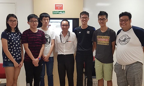 Peer tutors and coaches for Semester 2 of the Academic Year 2017/2018 attended the Student-led Tutorial Group (STG) Briefing Session together with the previous semester’s peer tutors and coaches on 13 Feb 2018.