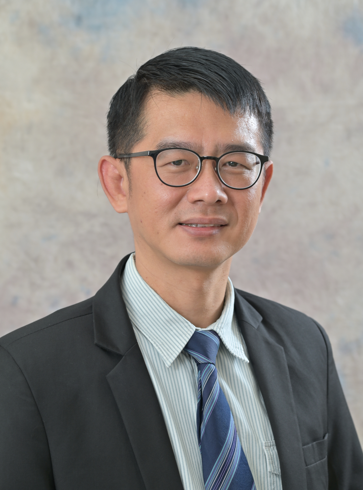 Tay Lian Hwee Hi-Res