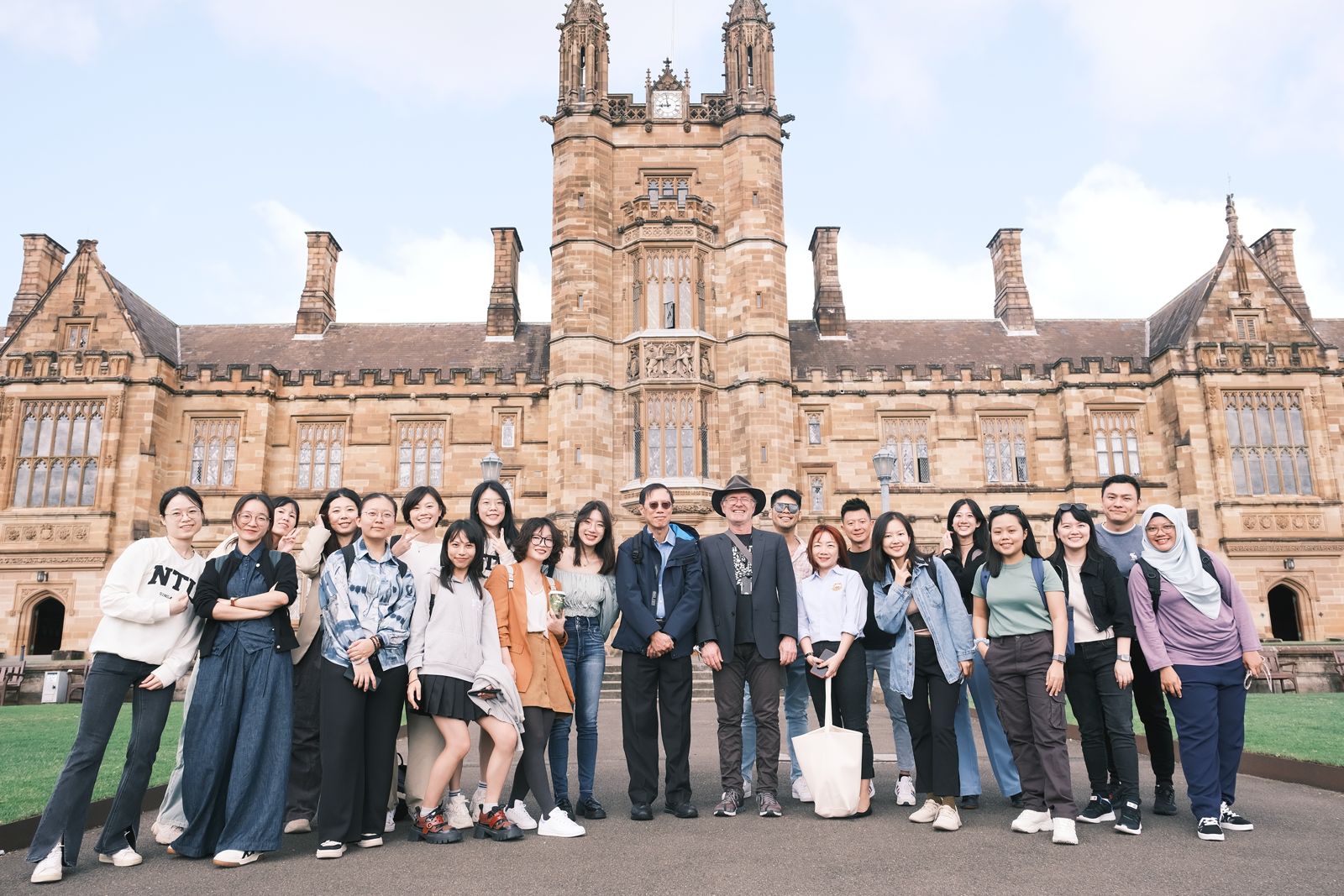 PHOTO-2023-11-27-19-05-33