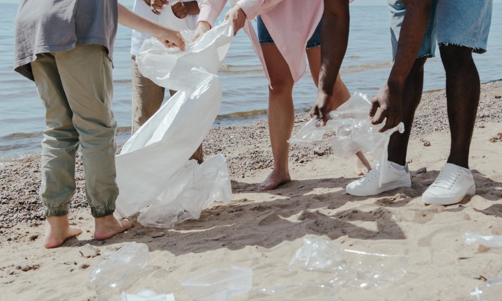 College of Science Beach Clean-up
