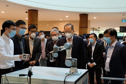 Centre for Advanced Robotics Technology Innovation (CARTIN)