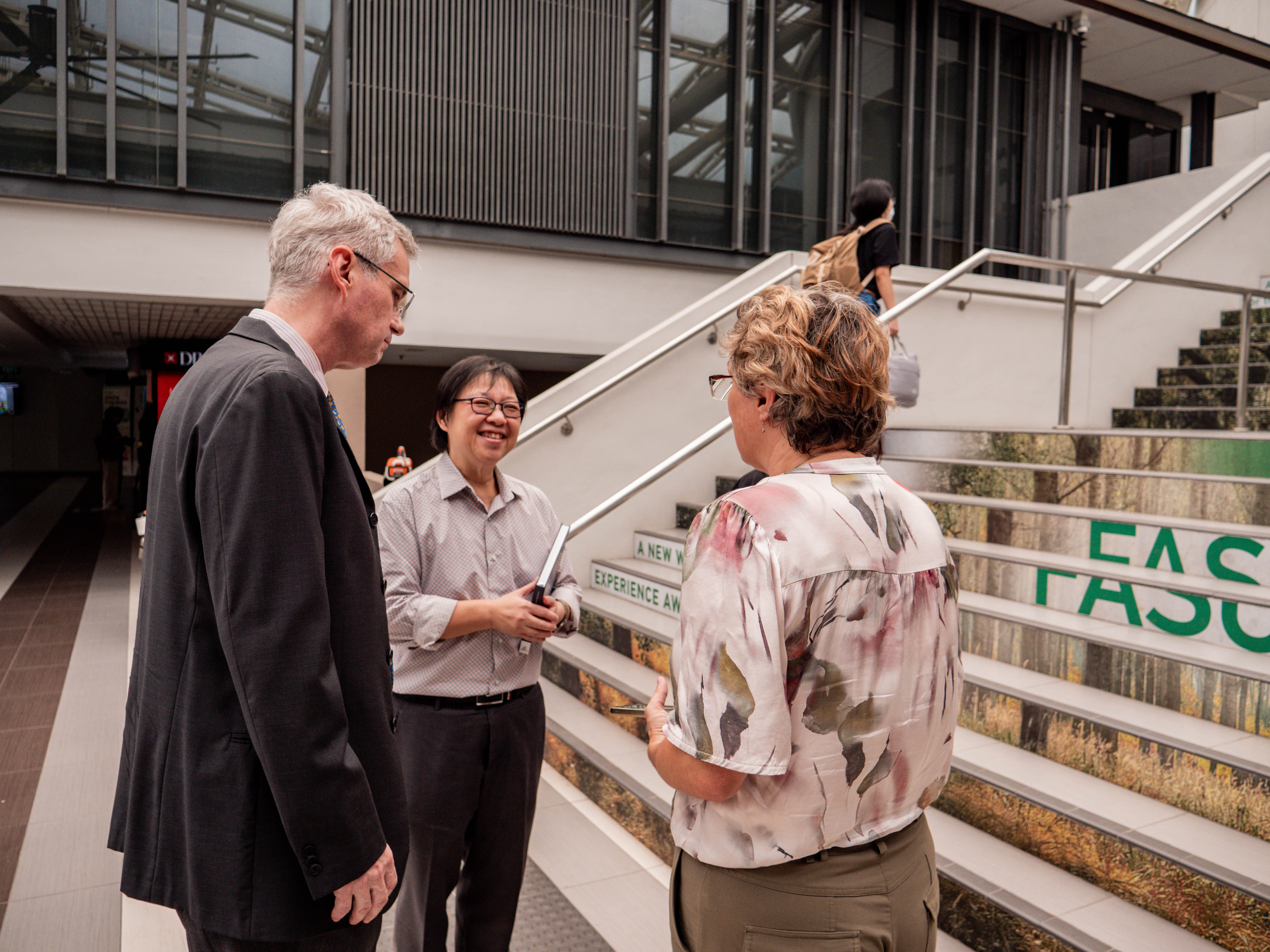 Friendship Between France and Singapore at Lee Wee Nam Library!