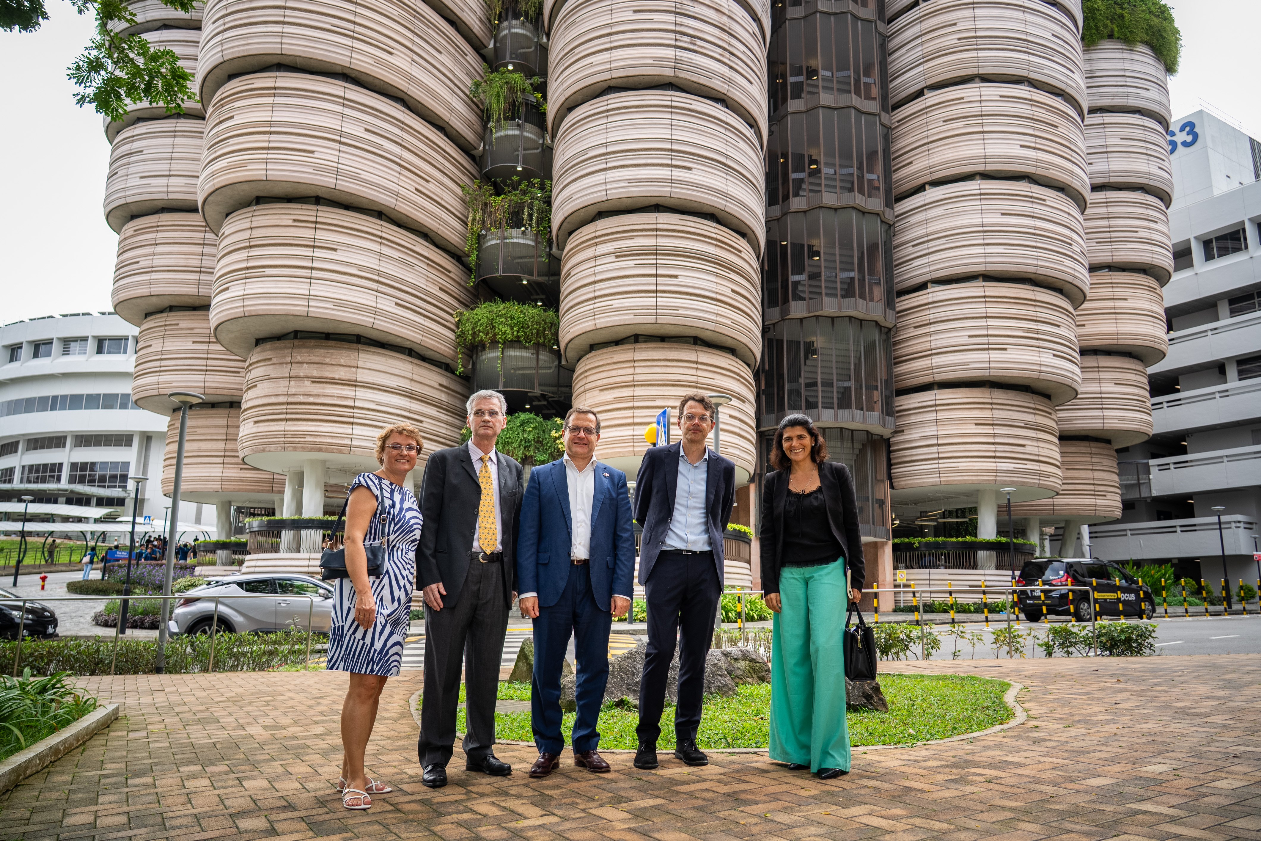 Meeting with Ambassador of Portugal 0160