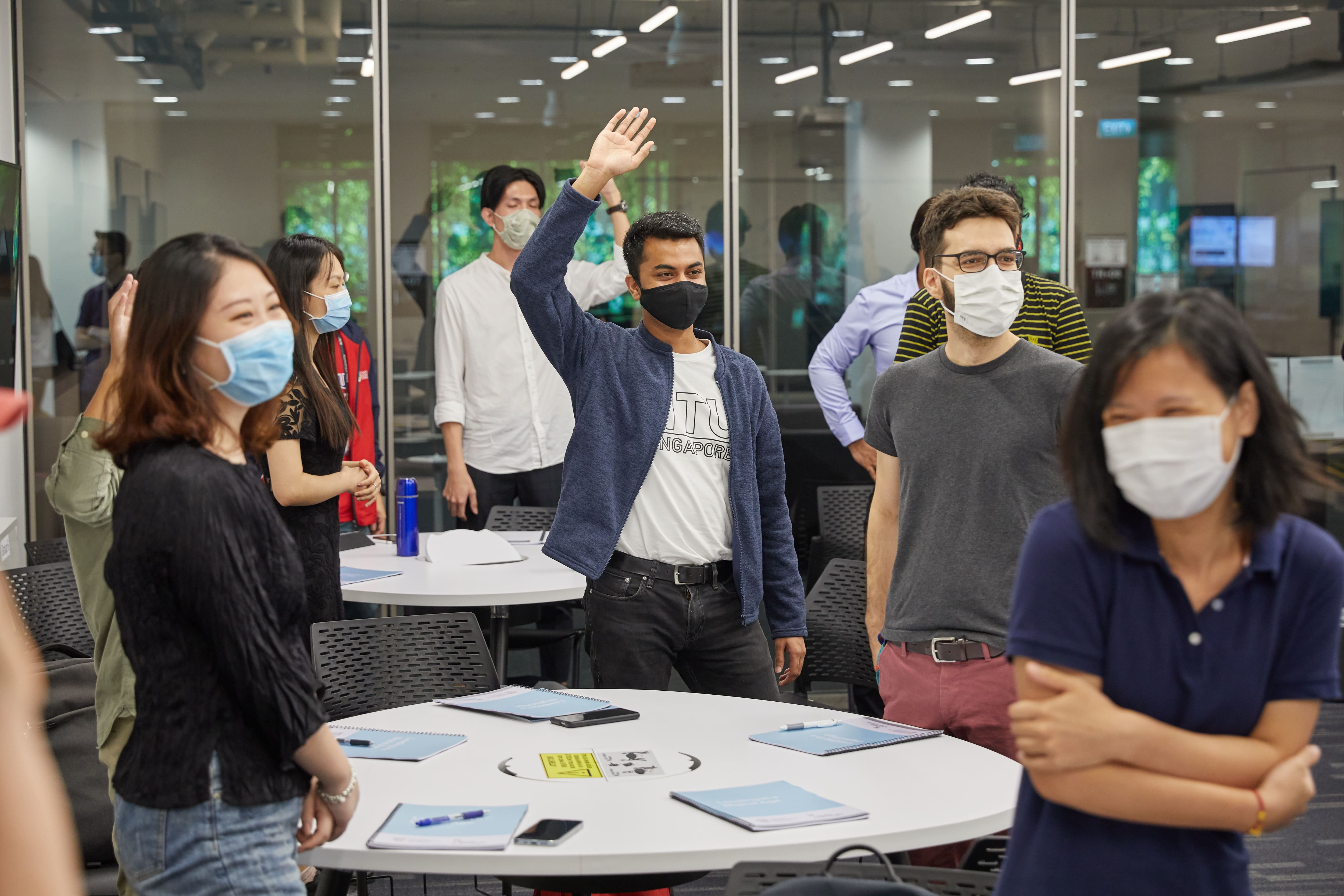 GC Student Leadership Program Leading in a Digital Age 040ky-min