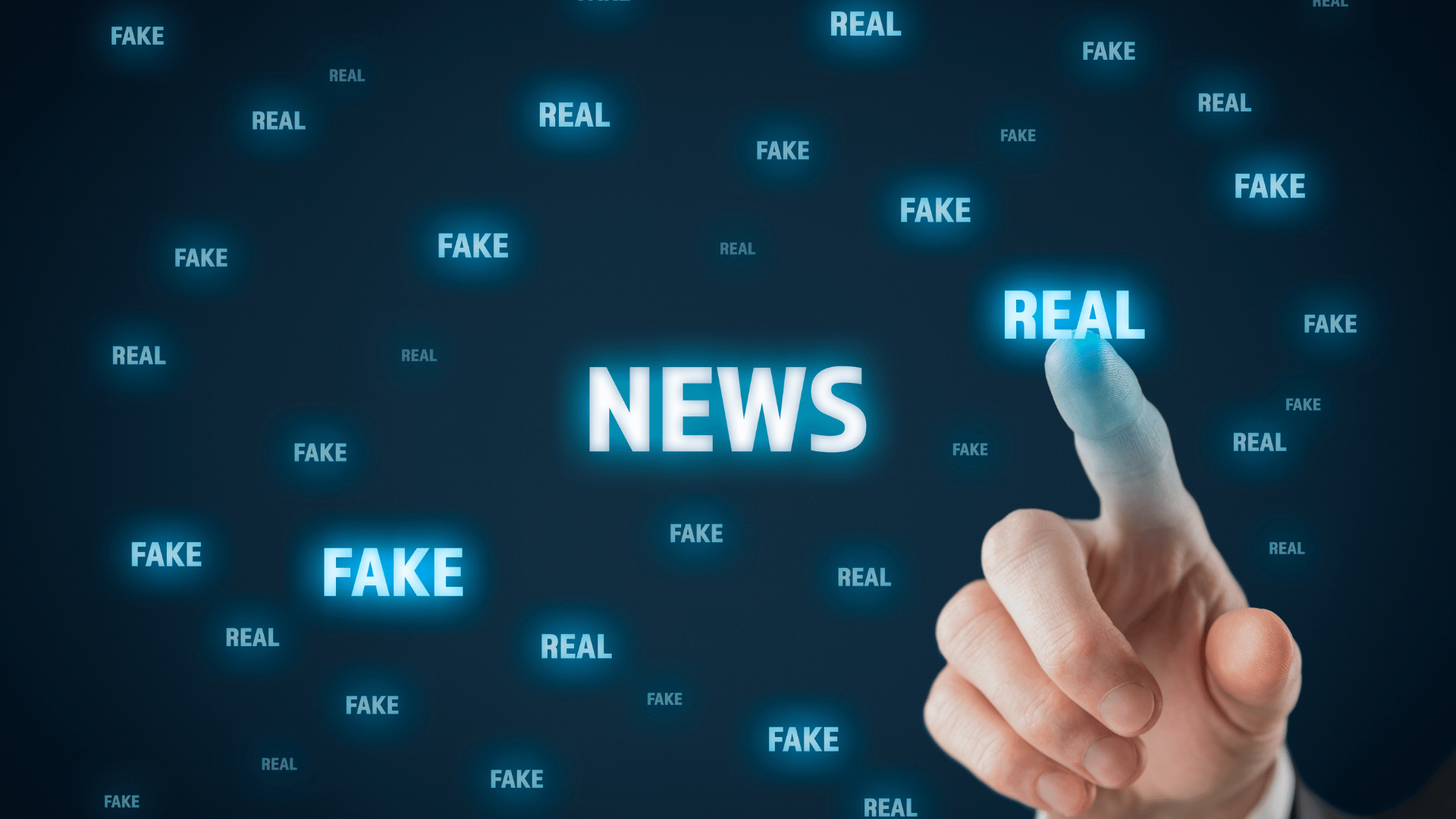 A user clicking on real news and avoid fake news