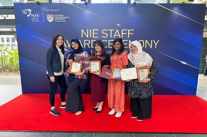 NIE Service Excellence Award to ELL Administrative Team (2022)