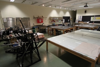 visualartsfacilities_printmakingstudio