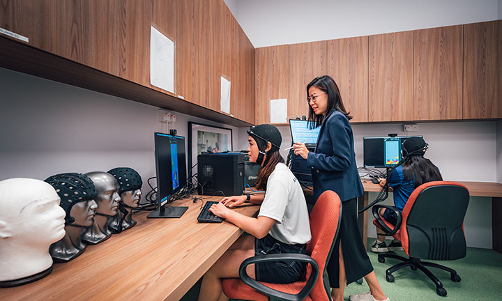 PESS EEG Caps (720x432px)