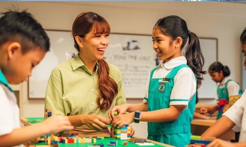 NIE Teacher and students