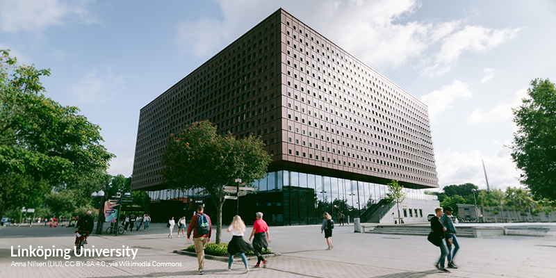 pexels-timo-volz-1842332