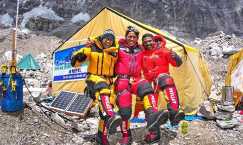 mount-everest-480x288 mount-everest-480x288